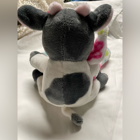 Little Miracles Cow Plush Snuggles Lovey Plush Security Blanket - Picture 5 of 13